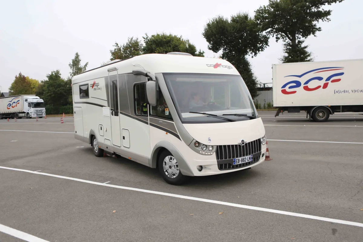 Stage de conduite camping-car FFCC en 2026