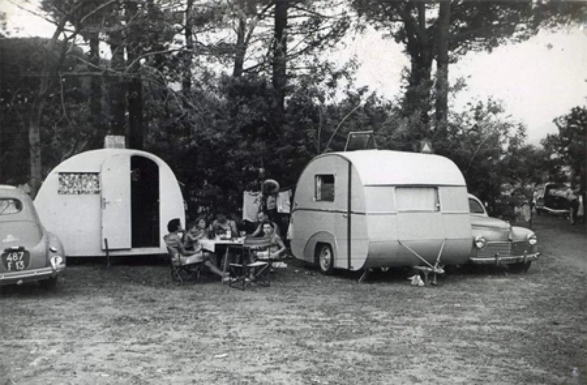 L'histoire du camping en 2 minutes