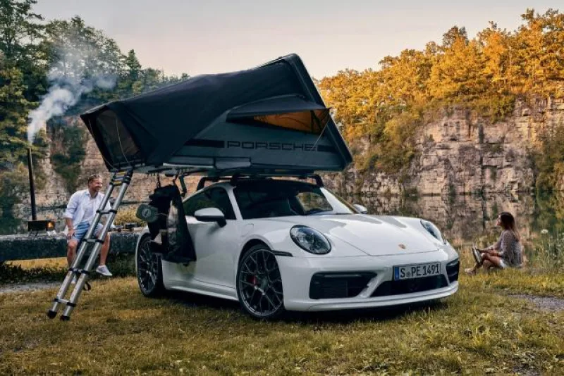 Transformer sa Porsche en mode d'hébergement