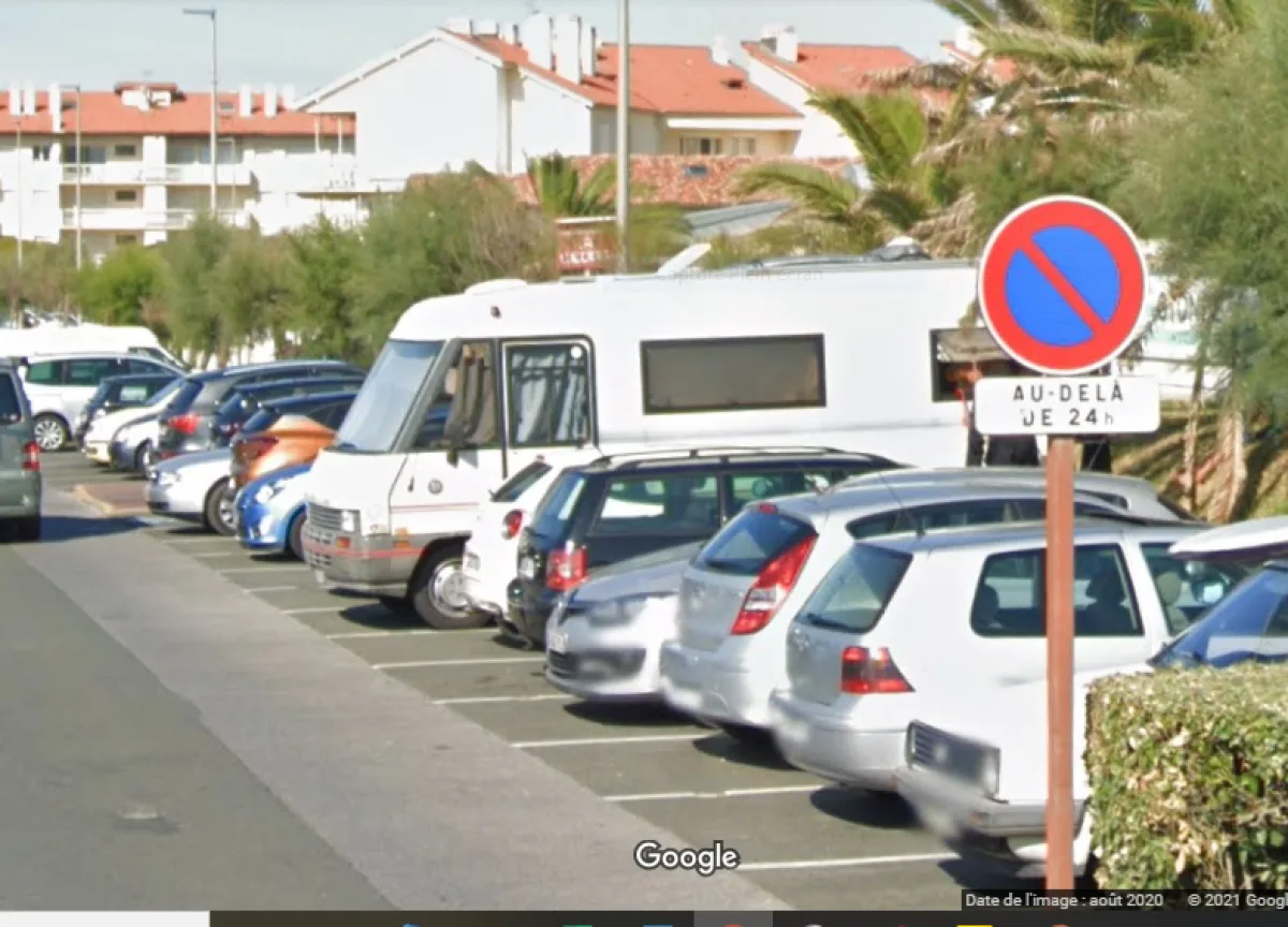 Stationnement des camping-cars : droits et devoirs.