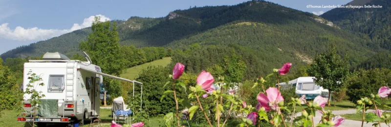 Location de camping-car et nuits en camping avec CampLife