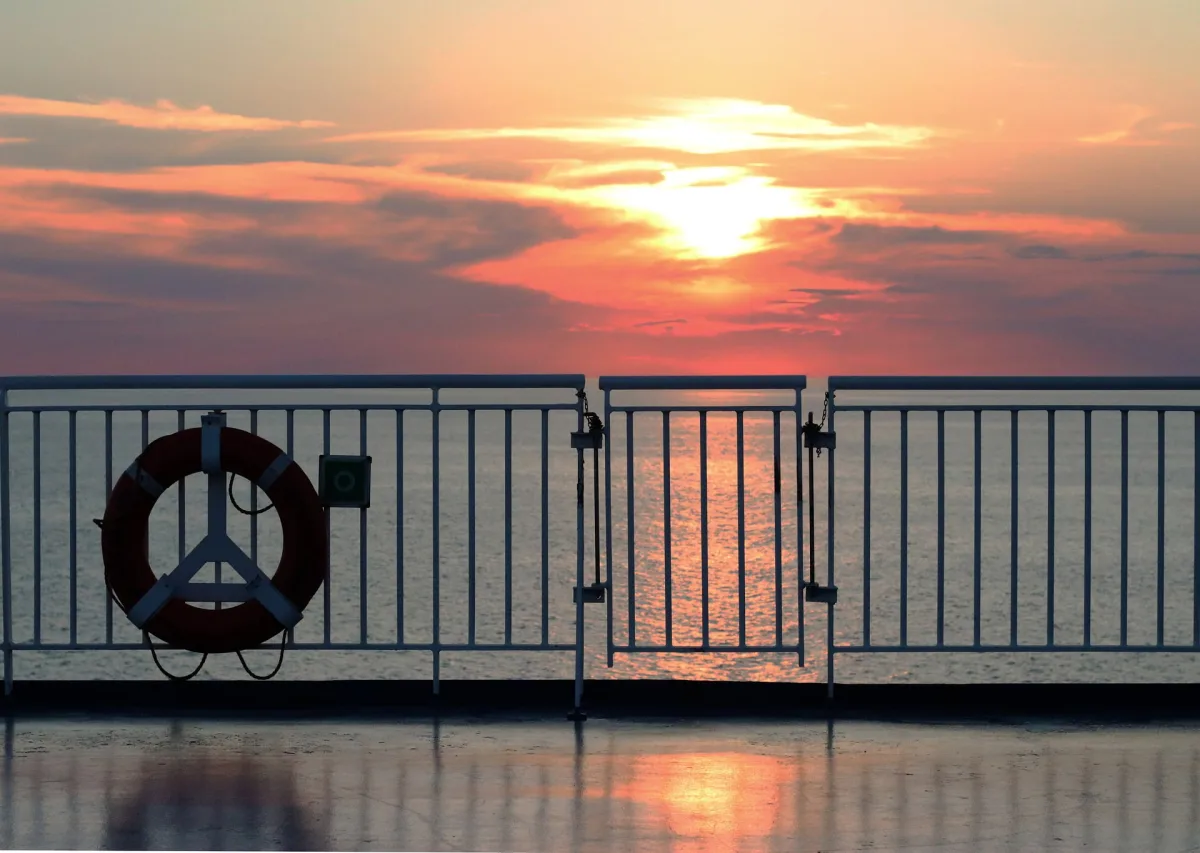 Prendre le ferry avec son véhicule de loisirs